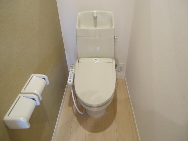 シャワー付トイレ