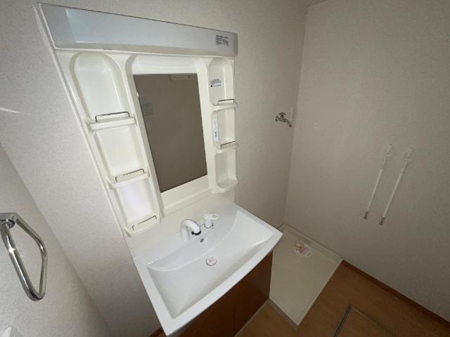 洗髪洗面化粧台