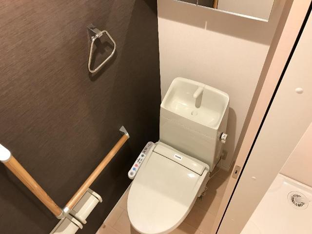 シャワー付トイレ