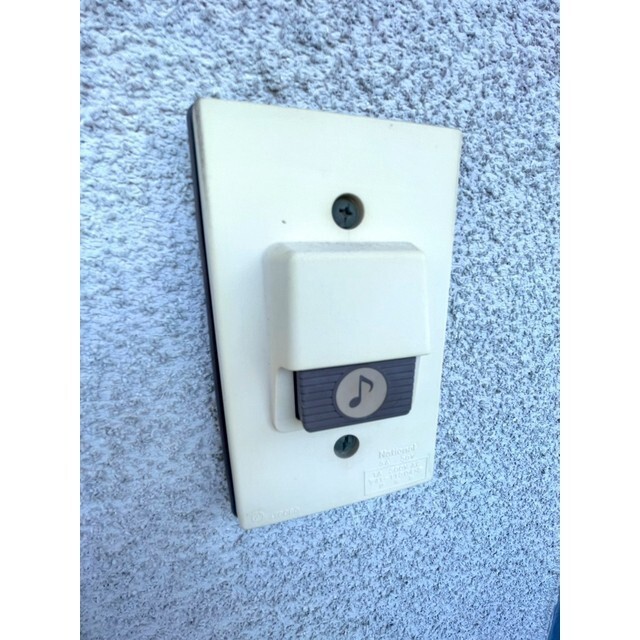 ドアチャイム