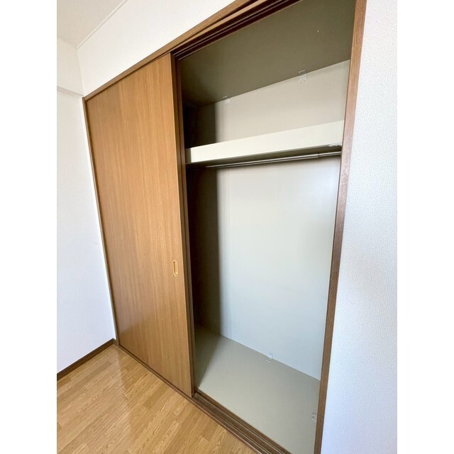 収納４か所あります♪北東洋間収納