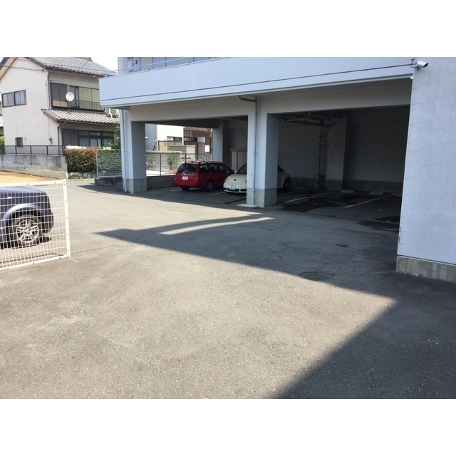 敷地内駐車場画像