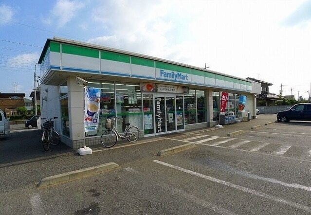 ファミリーマート