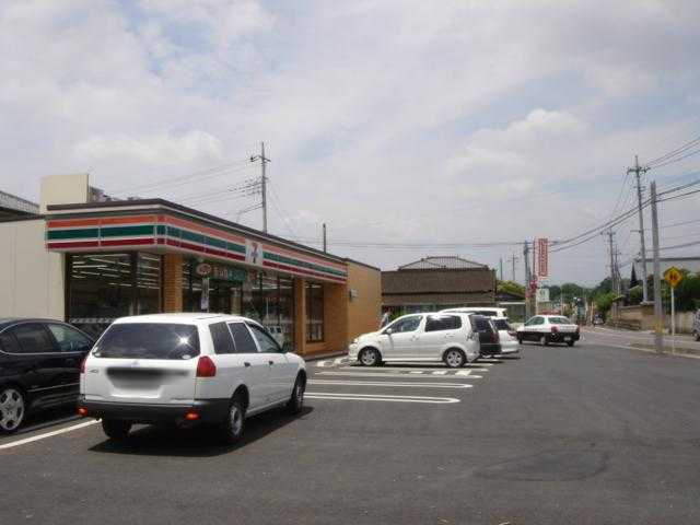 セブンイレブン岩宿店