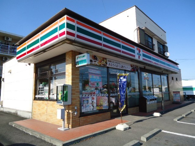 セブンイレブン西新町店