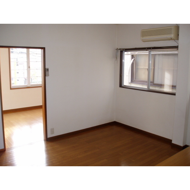 LDK ※202号室の写真です(反転タイプ)