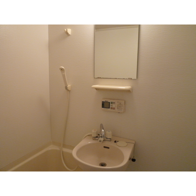 ※102号室の写真です（反転タイプ）