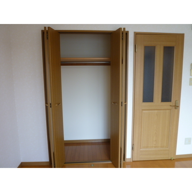 ※102号室の写真です（反転タイプ）