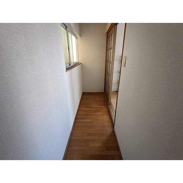 2F廊下 ※A号室の写真です