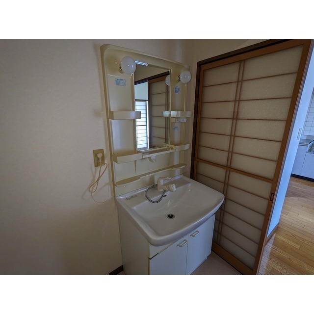 ※同タイプ間取りの写真です