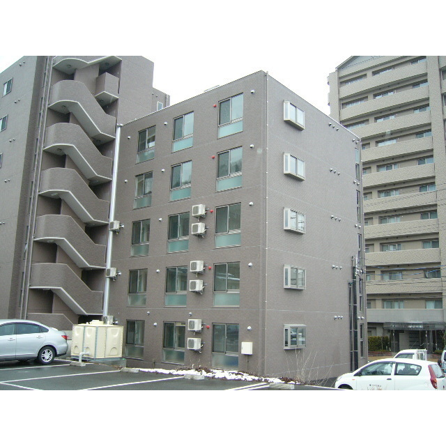 メゾン・ジュネスⅦ