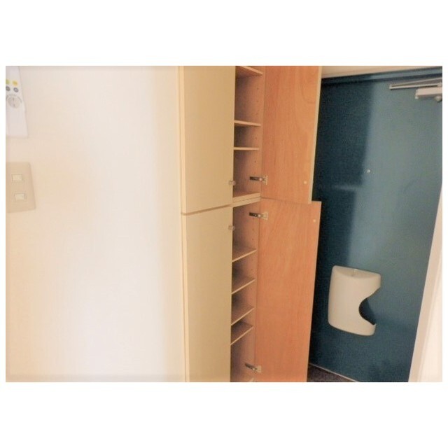 シューズボックス