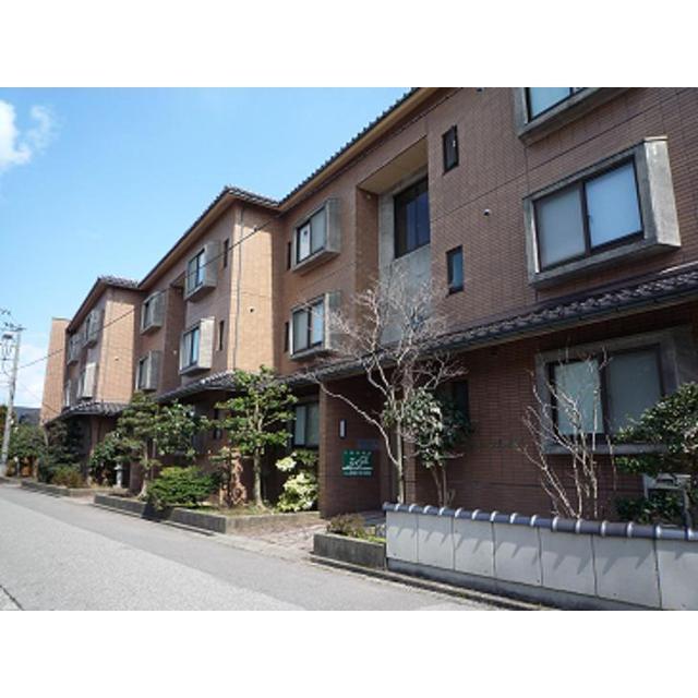 オーシャンハイツ