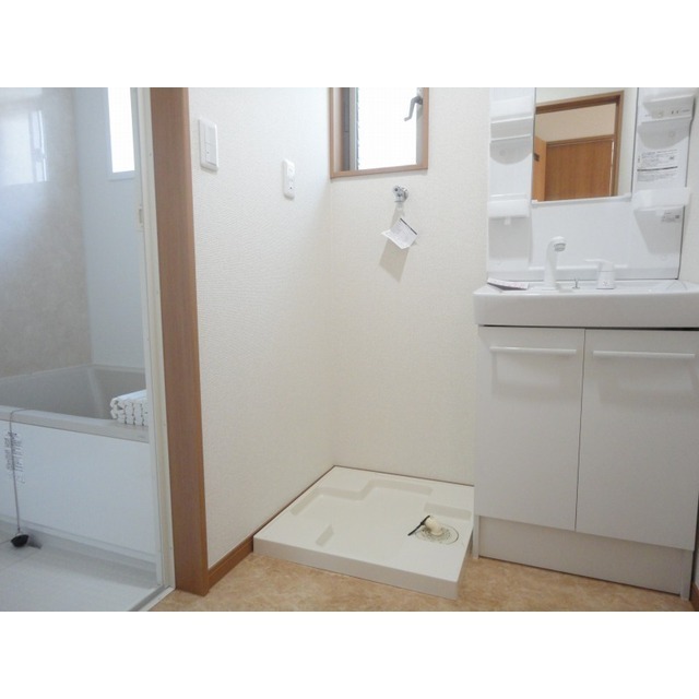 洗濯機置き場・洗髪洗面化粧台