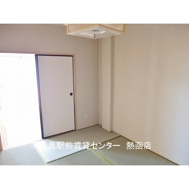 和室から