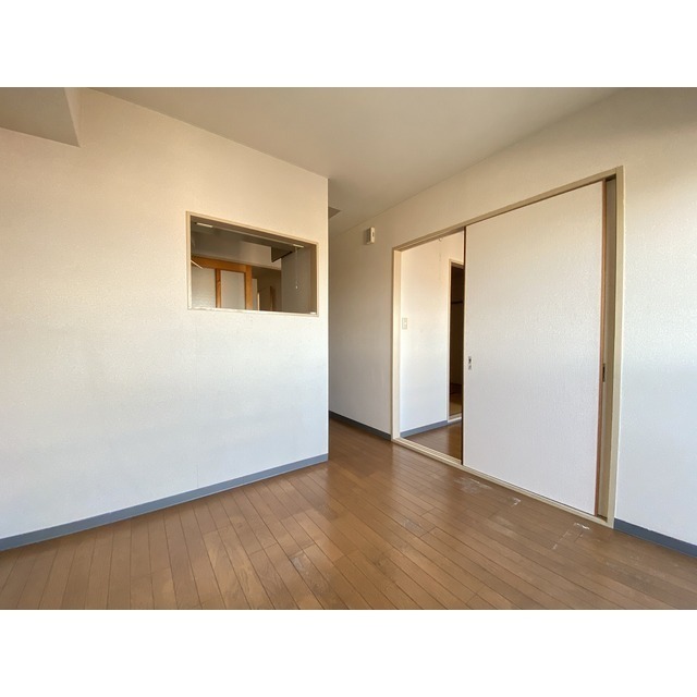 別階のお部屋の写真となります