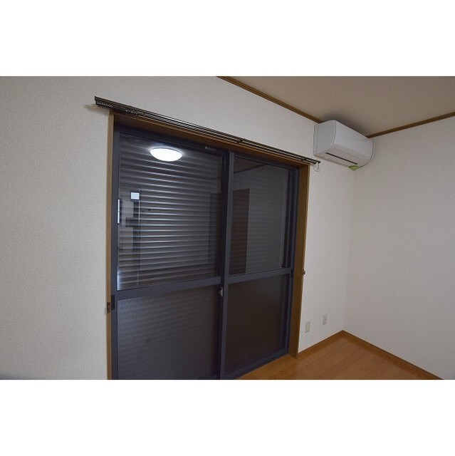 シャッター有り