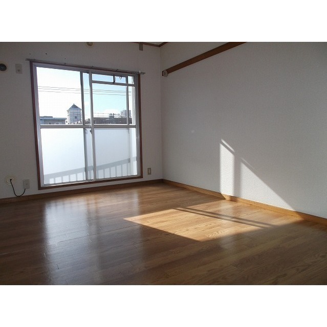 ☆日当たり良好な洋室6帖☆