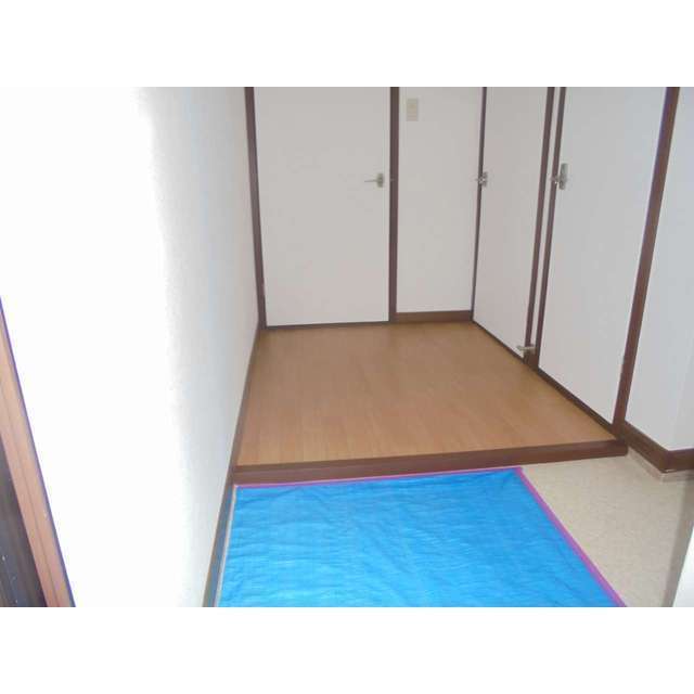 玄関ホールも広くとって有り使いやすくできています