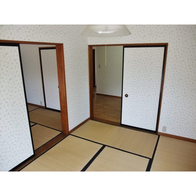 東側和室から