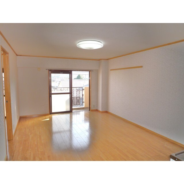 日当りのいい南向きリビング