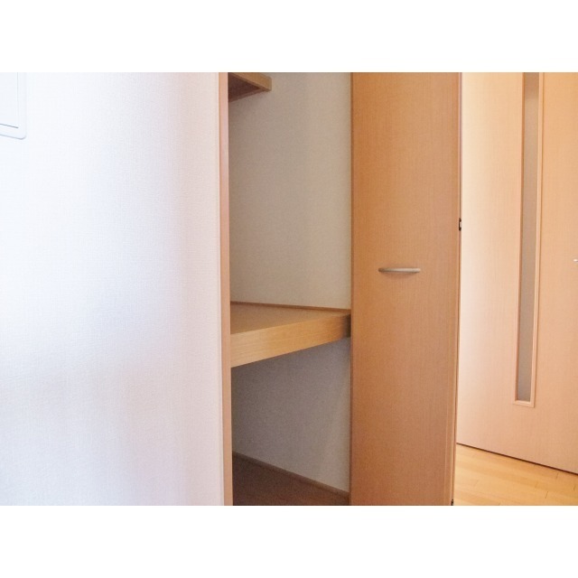 玄関ホール・物入