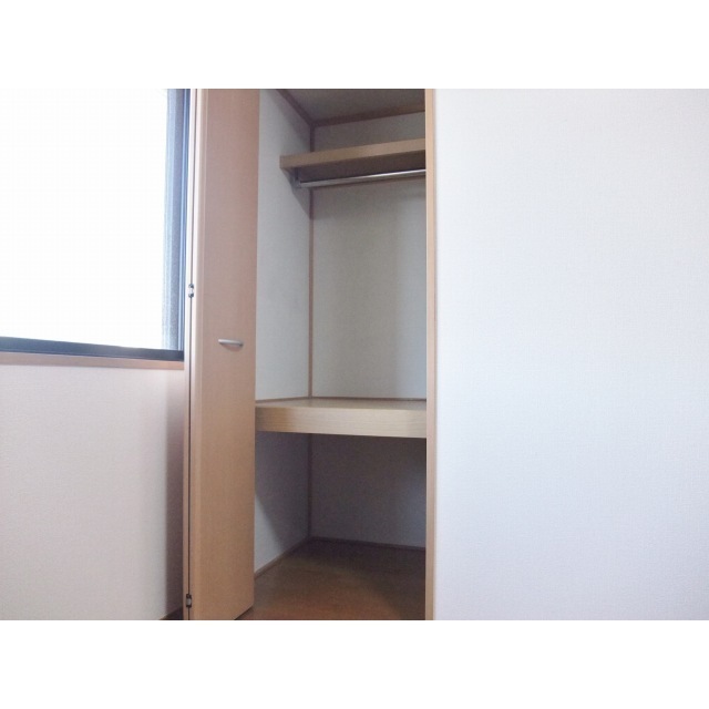 北側洋室・物入