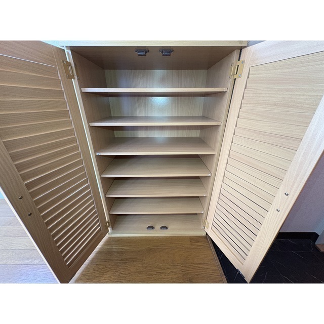 シューズボックス