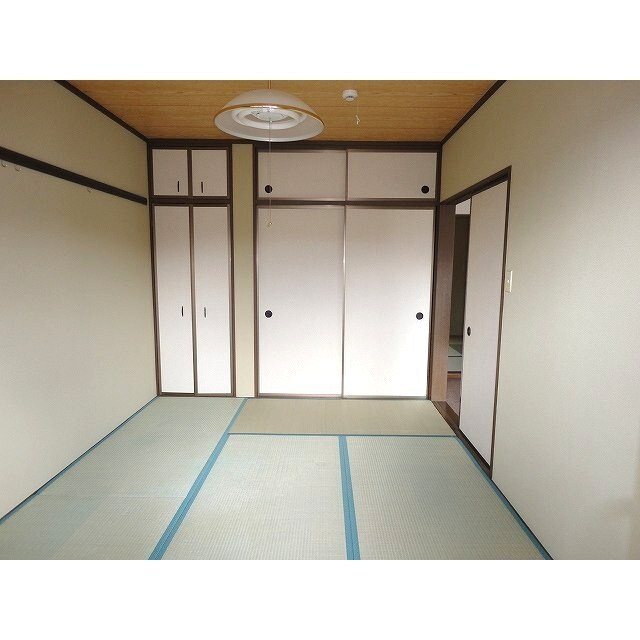 ２階和室　南