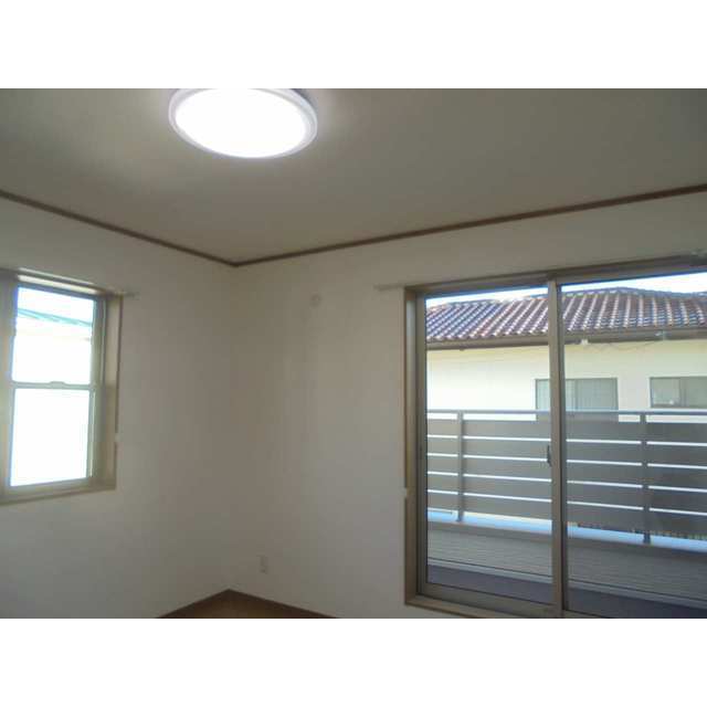 2面採光で明るい室内