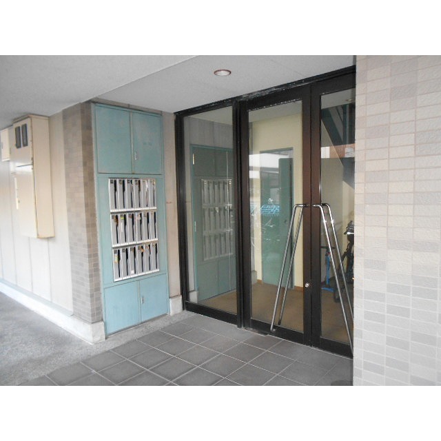 ☆ドア付きのエントランス☆