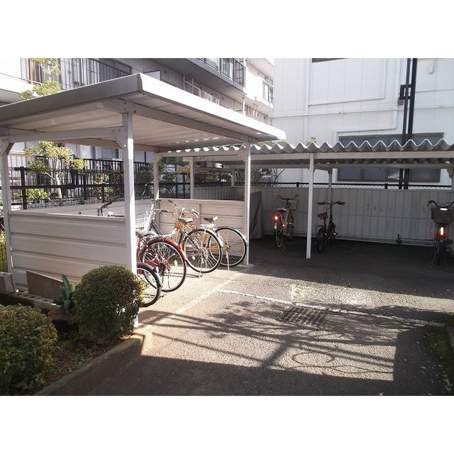 ☆便利な屋根付き駐輪場☆