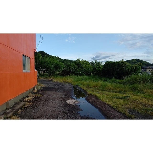 西側通路