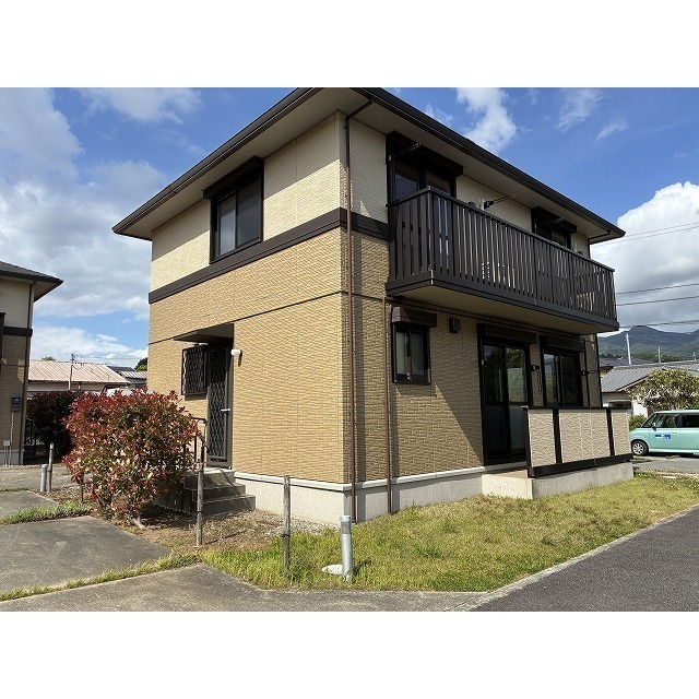 Ｄ－ｒｏｏｍ神山　B