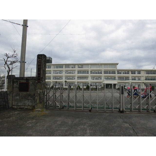裾野市立東小学校