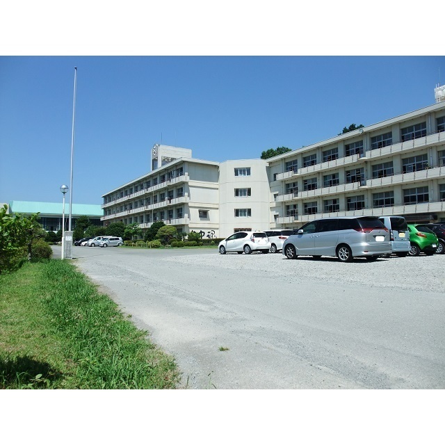 伊豆の国市立長岡中学校