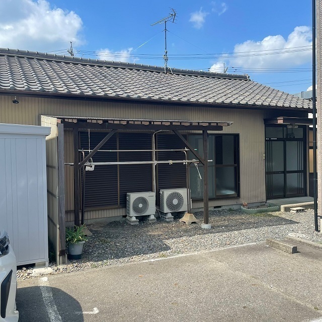山本富子貸家（長屋）