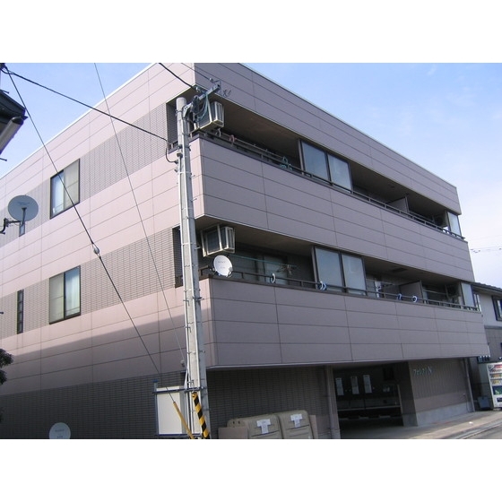 フォレスト  Ｎ