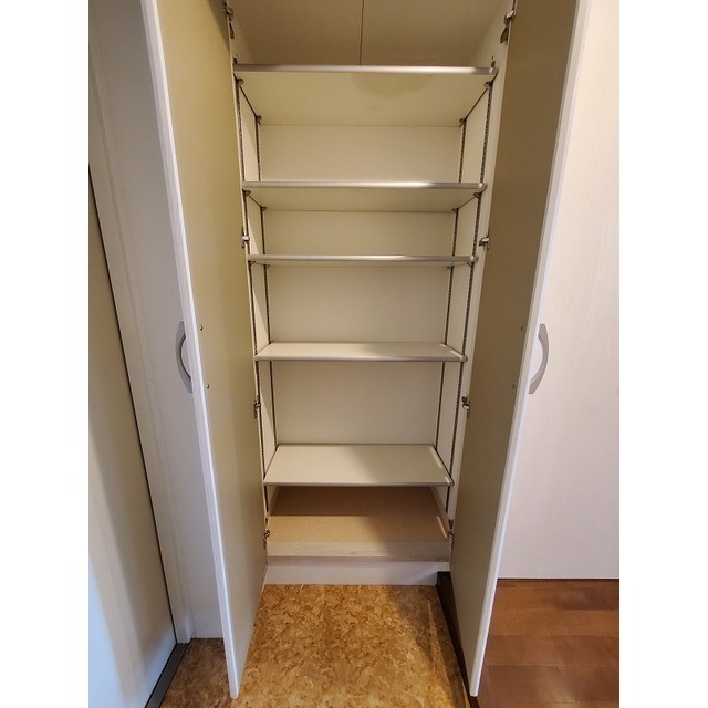 室内写真は別号室の場合が御座います。現況優先。