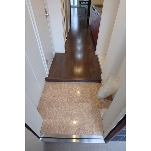 室内写真は別号室の場合が御座います。現況優先。