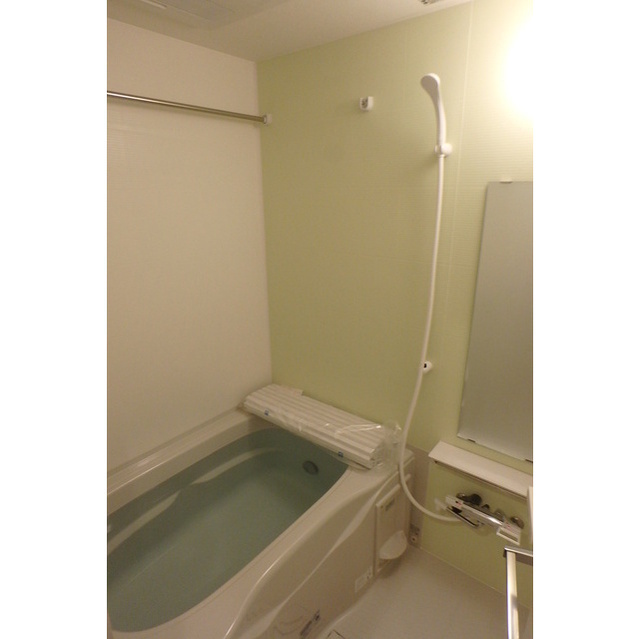 室内写真は別号室の場合が御座います。現況優先。