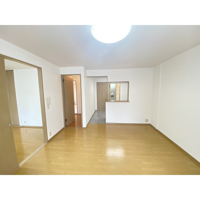 ※参考。A101号反転タイプの写真です。