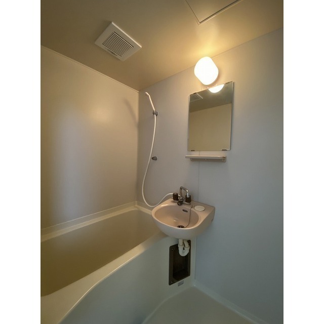 ※参考101号の写真です。