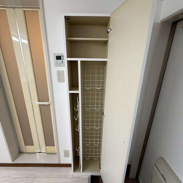 シューズボックス