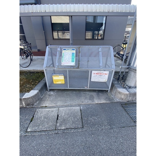 ごみステーション