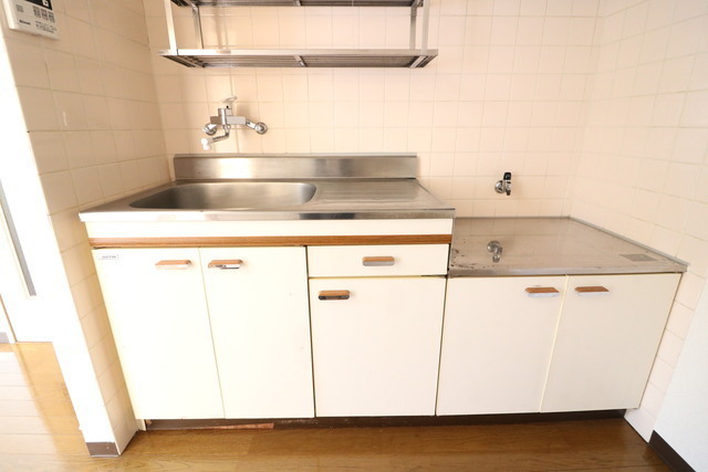 写真は同タイプ部屋