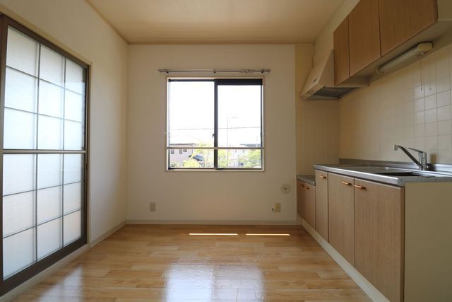※写真は同タイプ部屋