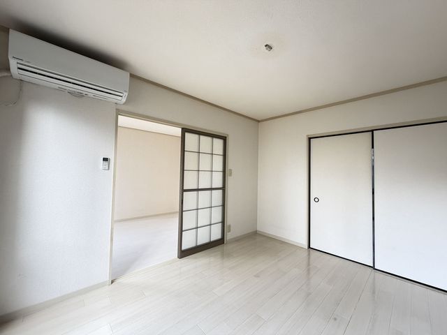 エアコンつき