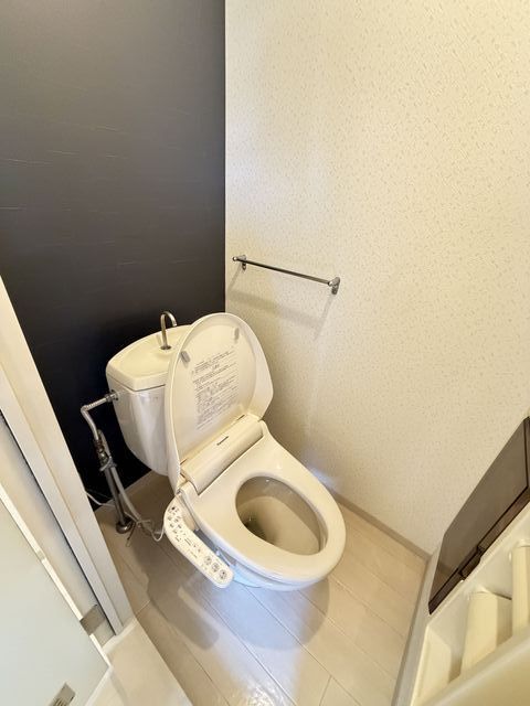温水洗浄機能付き便座