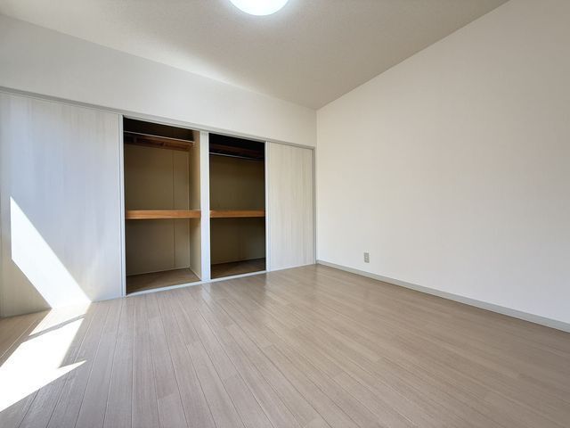 洋室６帖（収納）